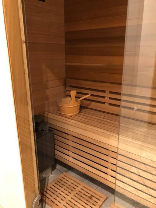 Luxurious Appartement With Sauna And Kitchen In Center Of Дордрехт Екстериор снимка